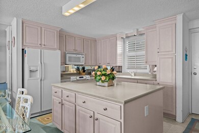 2305 Ft MacOn Rd W unit 306, Atlantic Beach, NC 28512 - photo 7