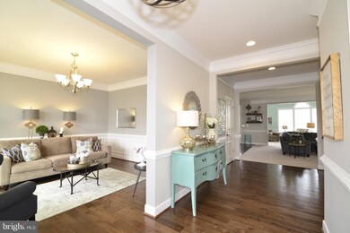 15739 Trongate Ct, Leesburg, VA 20176 - photo 3