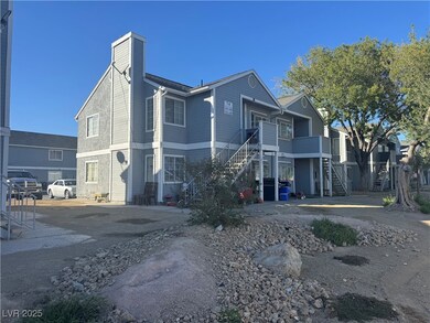 1901 Dwarf Star Dr, Las Vegas, NV 89115 - photo 5