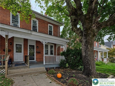 419 Seminary St, Pennsburg, PA 18073 - photo 2