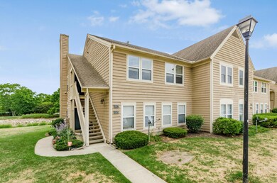 End unit backs to pond