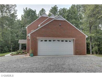 Parking Lot/Garage