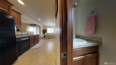 1271 Spruce Cir unit 7B, Lynden, WA 98264 - photo 3