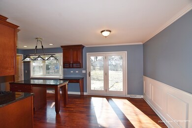 428 Laurel St, Batavia, IL 60510 - photo 2
