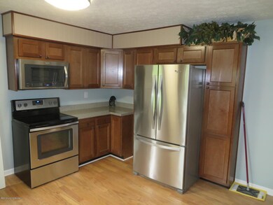 7703 Outer Loop, Louisville, KY 40228 - photo 7