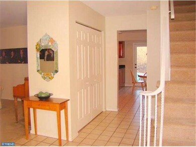 1366 Cinnamon Dr, Fort Washington, PA 19034 - photo 3