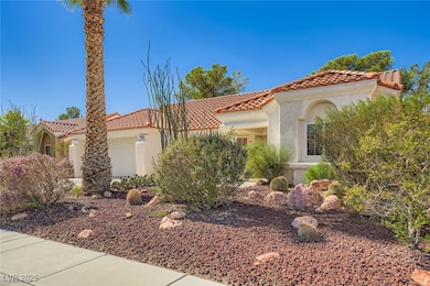 2517 Desert Butte Dr, Las Vegas, NV 89134 - photo 4