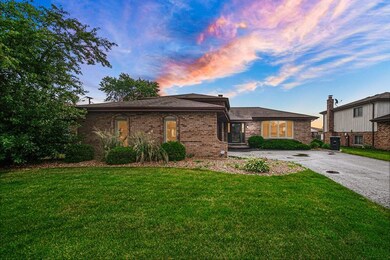 19221 Grant St, Lansing, IL 60438 - photo 2