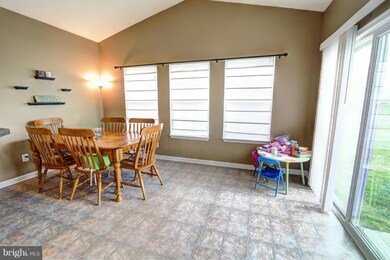 25051 White Sands Dr, Chantilly, VA 20152 - photo 7