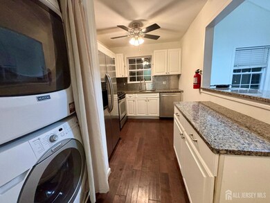 22 Park Square unit 22, Metuchen, NJ 08840 - photo 7