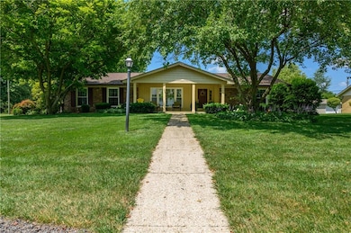 1200 E Adams Dr, Franklin, IN 46131 - photo 3