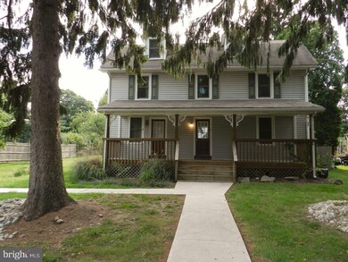 16 Lloyd Ave unit 2ND FL, Malvern, PA 19355 - photo 2