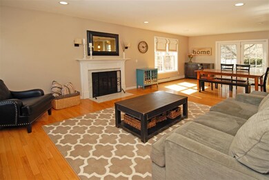 16 Stephen Dr, Stratham, NH 03885 - photo 5