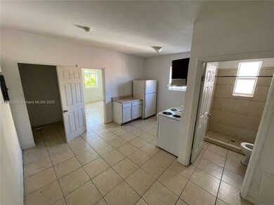 1021 NW 3rd St unit 204, Miami, FL 33128 - photo 4