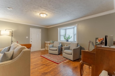 2016 Theater Dr, Evansville, IN 47715 - photo 6