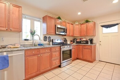 19 Grove St, Lynn, MA 01905 - photo 6