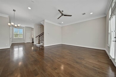 624 E 28th St, Houston, TX 77008 - photo 7