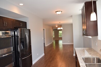 6120 N Washtenaw Ave unit 1, Chicago, IL 60659 - photo 2