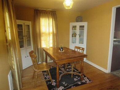 10 Victor St, Albany, NY 12206 - photo 5