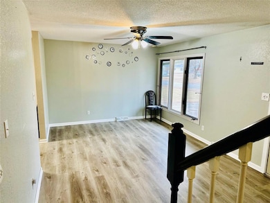 4405 64th St, Urbandale, IA 50322 - photo 3