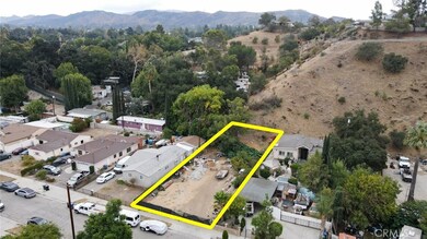 Outlines are approximations