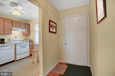 1036 W Foxcroft Dr, Camp Hill, PA 17011 - photo 6