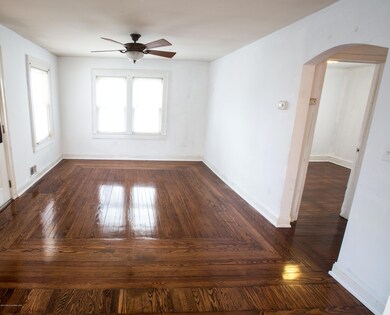 Living Room (refinished floors)