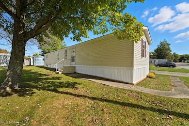 3583 Austin Rd unit 94, Geneva, OH 44041 - photo 2