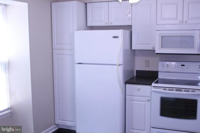 1743 Sundance Dr, Reston, VA 20194 - photo 5