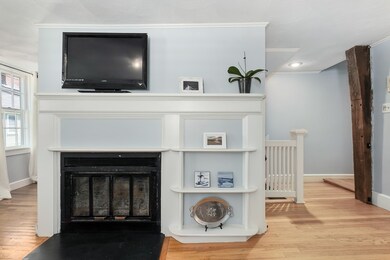 32 Temple St unit 3, Newburyport, MA 01950 - photo 6