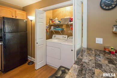 2413 W 54th St unit 7, Davenport, IA 52806 - photo 7