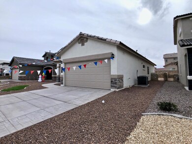 781 Oxfordshire St, El Paso, TX 79928 - photo 3