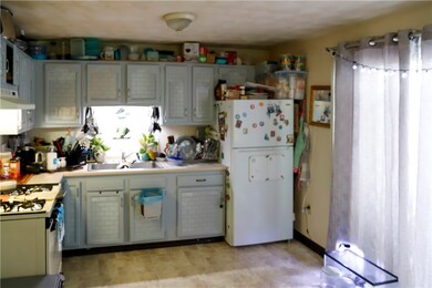 744 Pine St, Central Falls, RI 02863 - photo 6