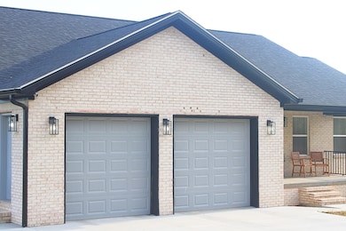 508 Alice Ln, Science Hill, KY 42553 - photo 4