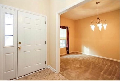 340 Camellia entry and dining