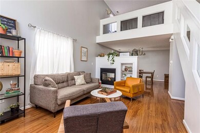 674 Pine Lake Dr, Greenwood, IN 46143 - photo 2