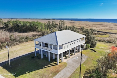 8925 Neptune Ave, Ocean Springs, MS 39564 - photo 4