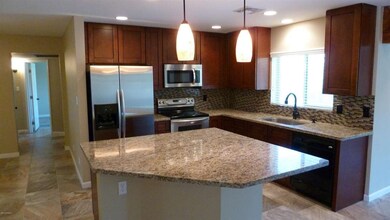 1359 W Lobo Ave unit 3, Mesa, AZ 85202 - photo 2