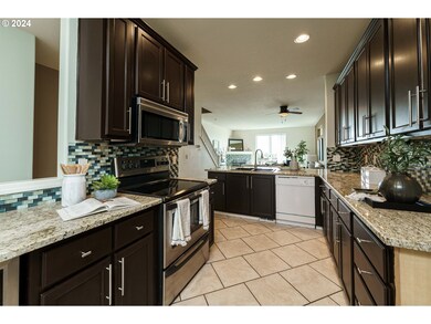 20327 Noble Ln, West Linn, OR 97068 - photo 3