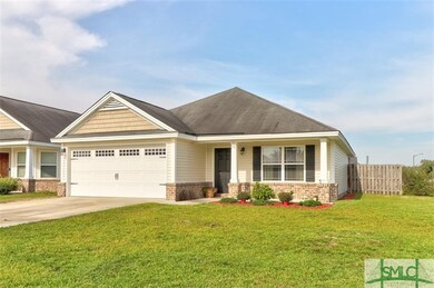 Front Porch ~ Corner Lot ~ Privacy Fenced Back Yar