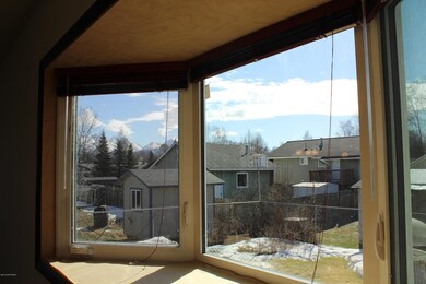 DiningRoomView