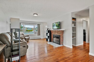 184 Burncoat St, Worcester, MA 01606 - photo 5