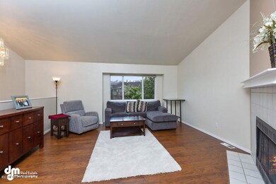 Living Room MS_77006-SMALL