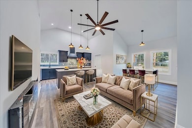 194 Rainbow Forest Dr, Blue Ridge, VA 24064 - photo 2