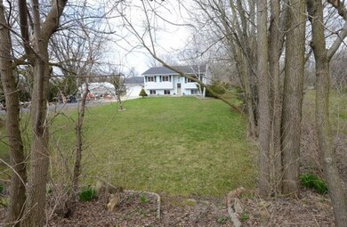 198 S Rutland Ave, Brooklyn, WI 53521 - photo 2