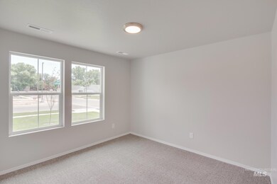 6932 W Grand Rapids Dr, Meridian, ID 83646 - photo 4