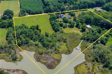 901 Circle Dr, Port Haywood, VA 23138 - photo 5