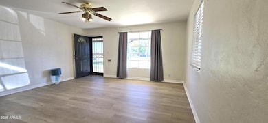 154 N Hibbert, Mesa, AZ 85201 - photo 5