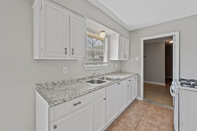 1250 Mitchell Rd, Houston, TX 77037 - photo 4