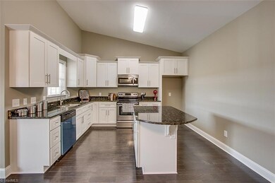 2016 Springwood Ct, Asheboro, NC 27205 - photo 4